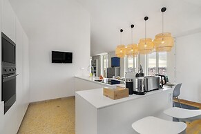 Lisbon Skyline Penthouse Luxury Living View, Ac & Elevator