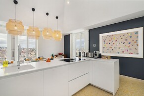 Lisbon Skyline Penthouse Luxury Living View, Ac & Elevator