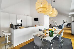 Lisbon Skyline Penthouse Luxury Living View, Ac & Elevator