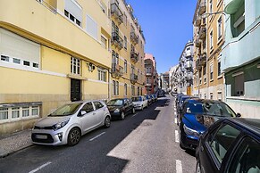 Lisbon Urban Chic: Great For D Nomads & R Workers