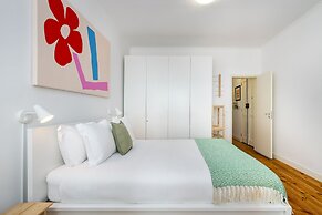 Lisbon Urban Chic: Great For D Nomads & R Workers