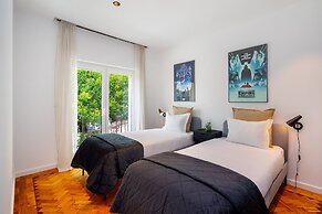 Prime Location W Ac 3-Bed Duplex Perfect For Families Only