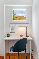 Prime Location W Ac 3-Bed Duplex Perfect For Families Only