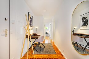 Prime Location W Ac 3-Bed Duplex Perfect For Families Only