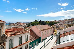 Prime Location W Ac 3-Bed Duplex Perfect For Families Only