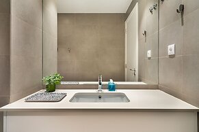 Prime Location W Ac 3-Bed Duplex Perfect For Families Only