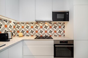 Prime Location W Ac 3-Bed Duplex Perfect For Families Only