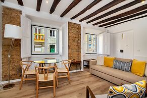 Boho-Chic Santos Apartment: Industriais 7