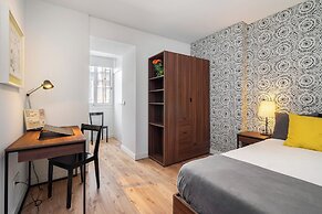 City Oasis Extravaganza: Lisbon'S Supreme Retreat