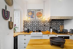 Premium Alfama 2-Br Great For Remote Workers & Digital Nomads