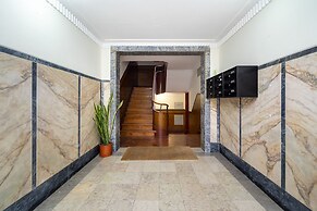 Premium Alfama 2-Br Great For Remote Workers & Digital Nomads