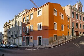 Lisbon'S Best Kept Secret: 2-Bed W/Ac & Patio