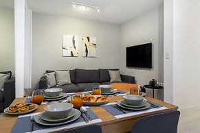 Lisbon'S Best Kept Secret: 2-Bed W/Ac & Patio