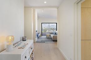 Bachelor Pad In The Sky: Great For Digital Nomads & Remote Workers