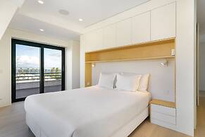 Bachelor Pad In The Sky: Great For Digital Nomads & Remote Workers