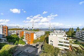 Bachelor Pad In The Sky: Great For Digital Nomads & Remote Workers