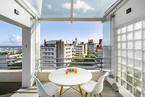 Bachelor Pad In The Sky: Great For Digital Nomads & Remote Workers