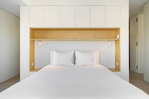 Bachelor Pad In The Sky: Great For Digital Nomads & Remote Workers