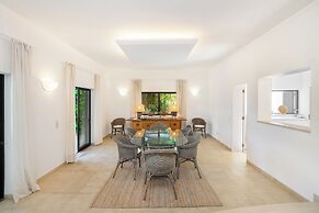 Luxury Private Family Villa W/ S-Pool Ac & Parking