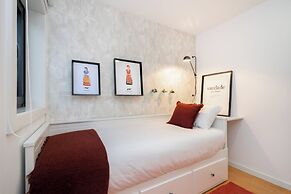 C314 Riverside View Premium Apartment w/ AC & Terrace