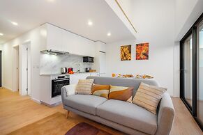 C314 Riverside View Premium Apartment w/ AC & Terrace