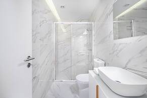 C312 Riverside View Premium Apartment w/ AC & Terrac