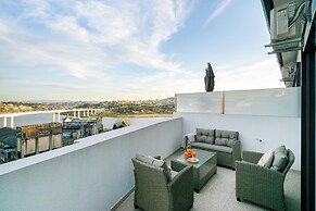 C312 Riverside View Premium Apartment w/ AC & Terrac