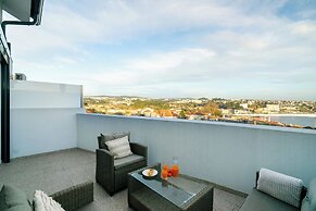 C312 Riverside View Premium Apartment w/ AC & Terrac