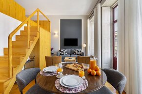 Central 1-Bed W/ Top View Perfect To Explore Porto