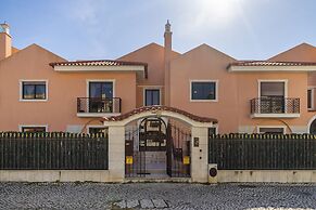 Perfect Family Hideout Residence W/Ac & 4Br + 5Ba
