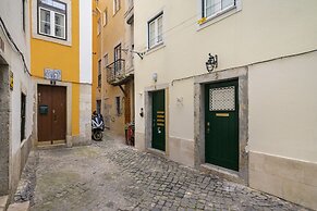 Alfama Studio Prime Location Explore Lisbon W/ Style