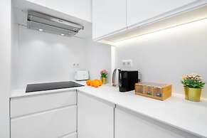 Modern Alfama Explore Lisbon W/ Comfort & Style