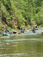 Luxury Glamping in the Vienna Alps