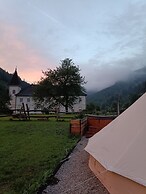 Luxury Glamping in the Vienna Alps