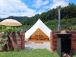 Luxury Glamping in the Vienna Alps