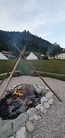 Luxury Glamping in the Vienna Alps