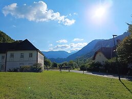 Luxury Glamping in the Vienna Alps