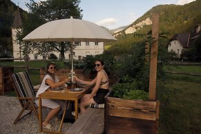 Luxury Glamping in the Vienna Alps