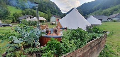 Luxury Glamping in the Vienna Alps