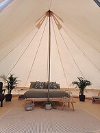 Luxury Glamping in the Vienna Alps