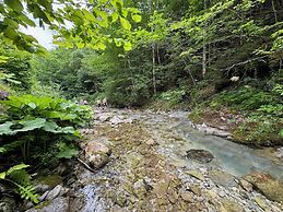 Luxury Glamping in the Vienna Alps