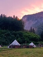 Luxury Glamping in the Vienna Alps