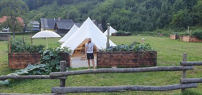 Luxury Glamping in the Vienna Alps