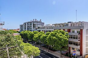 Beachside Getaway Near Paço De Arcos Train Station