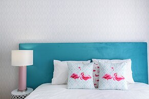 Beachside Getaway Near Paço De Arcos Train Station