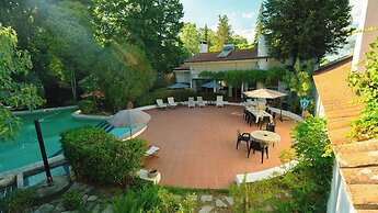 Family Paradise: Exquisite Retreat For Holidays