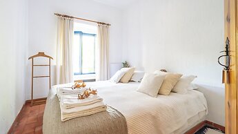 Family Paradise: Exquisite Retreat For Holidays