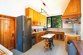 Family Paradise: Exquisite Retreat For Holidays