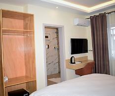 Golden Plazza