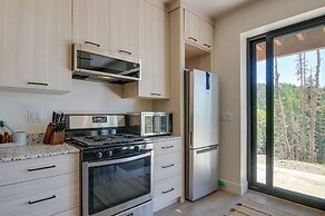 Alpine  Mountain Escape